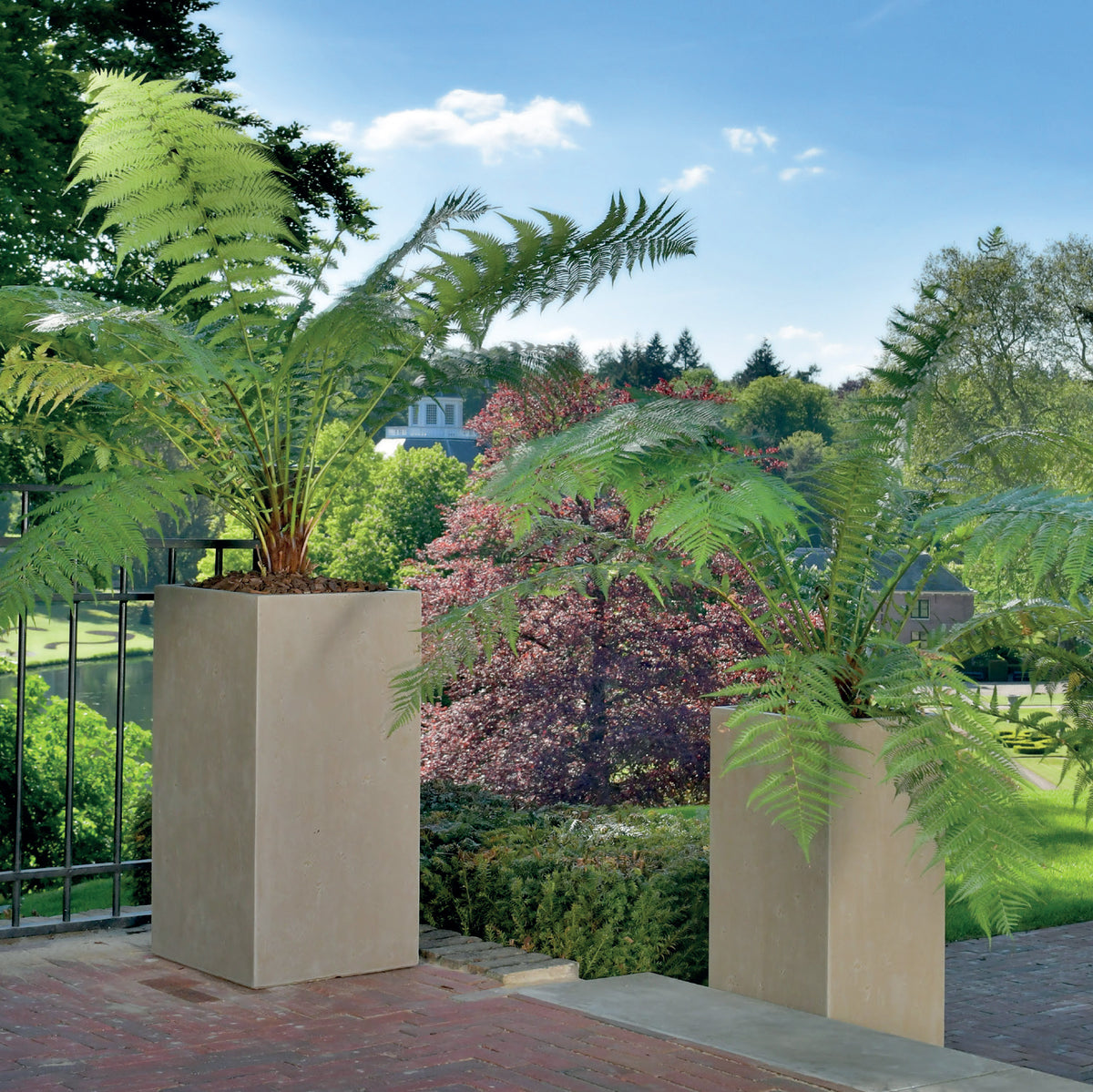 Strong Clay Pottery Planter Tall Squares